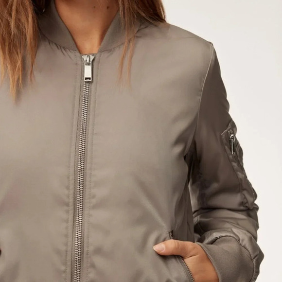 Aritzia The Group Babaton Gilman Classic Bomber Jacket Coat Modern Taupe NWT - Picture 3 of 12